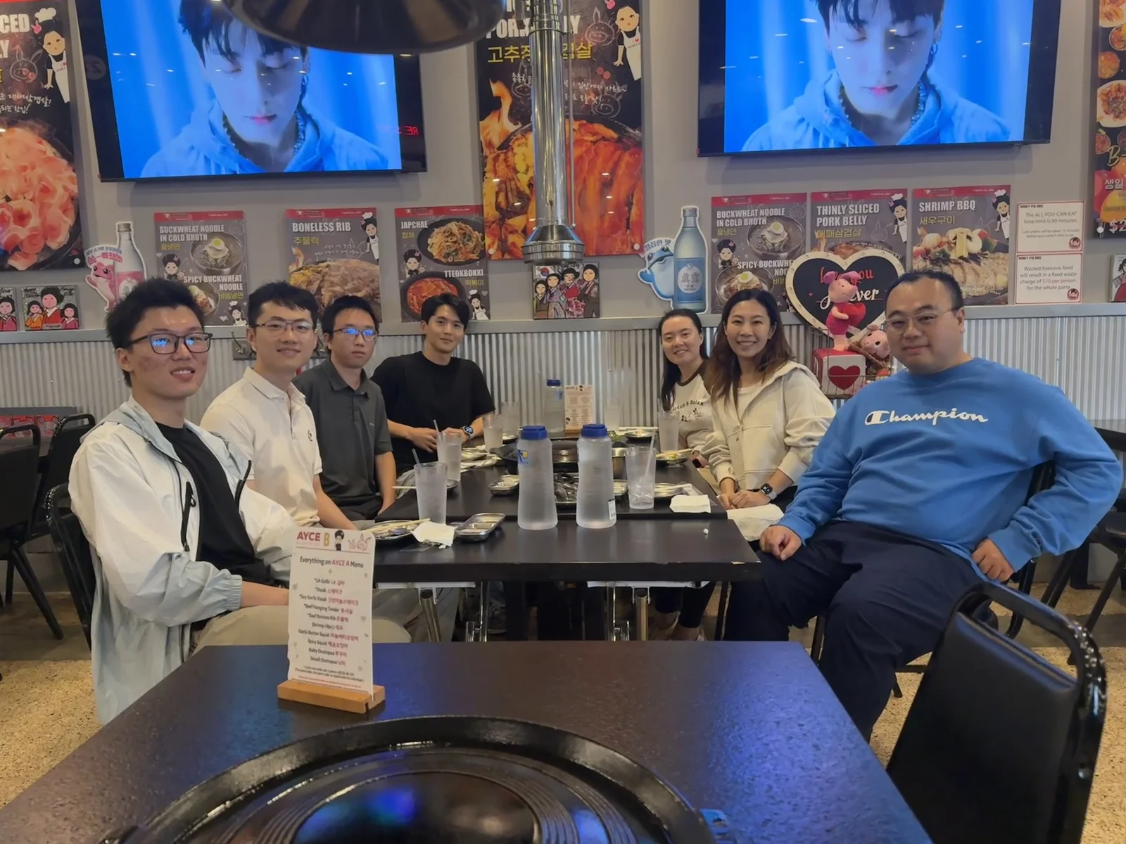 Furong Lab members gathered for a meal