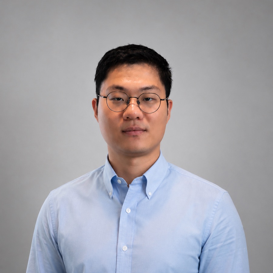 Portrait of Minghui Liu
