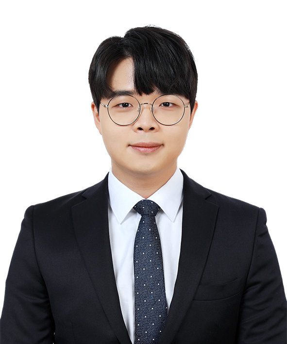 Portrait of Seungjae (Jay) Lee